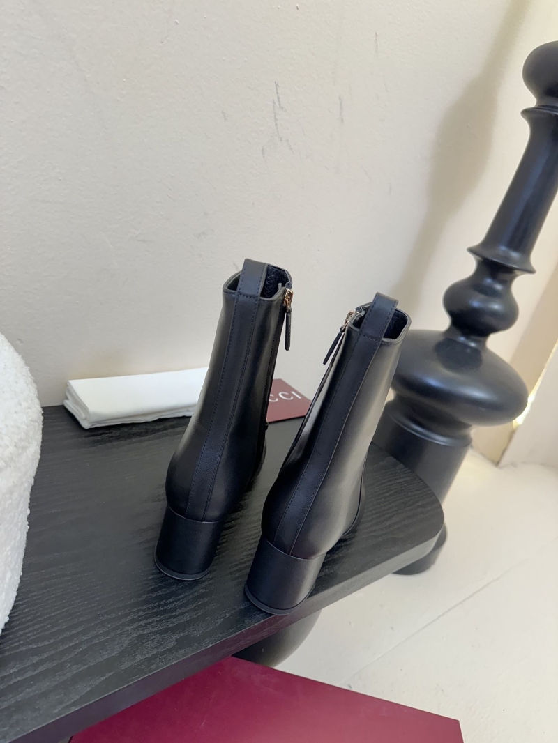 H**me5 boots